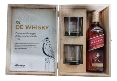 Box Johnnie Walker Red 750ml + 2 Vasos + Caja De Madera