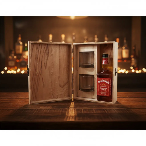 Jack Daniels Fire 700ml + 2 Vasos Estuche Madera Gift Box - Image 3